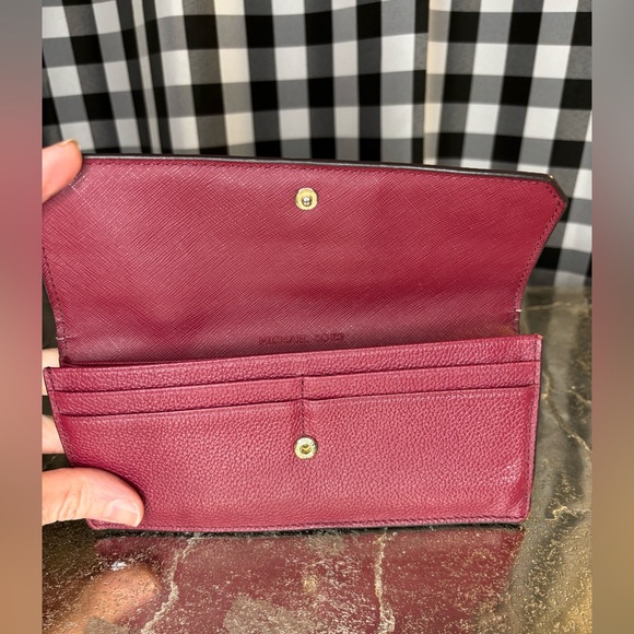 Michael Kors Jet Set Berry Pebbled Leather Wallet - Picture 6 of 9